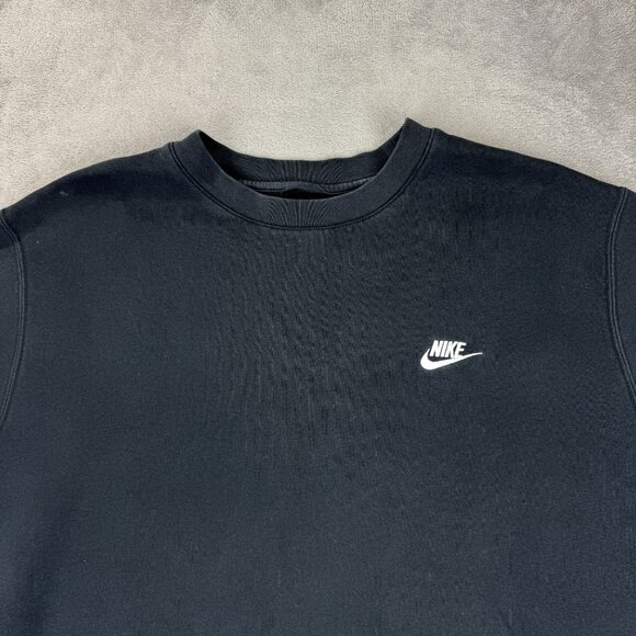 Nike Mens Sweatshirt Crewneck Pullover Embroidered Swoosh Athleisure Streetstyle - Picture 5 of 10